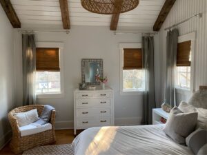 Custom Woven Wood Roman Shade Photo By Tara Harmon