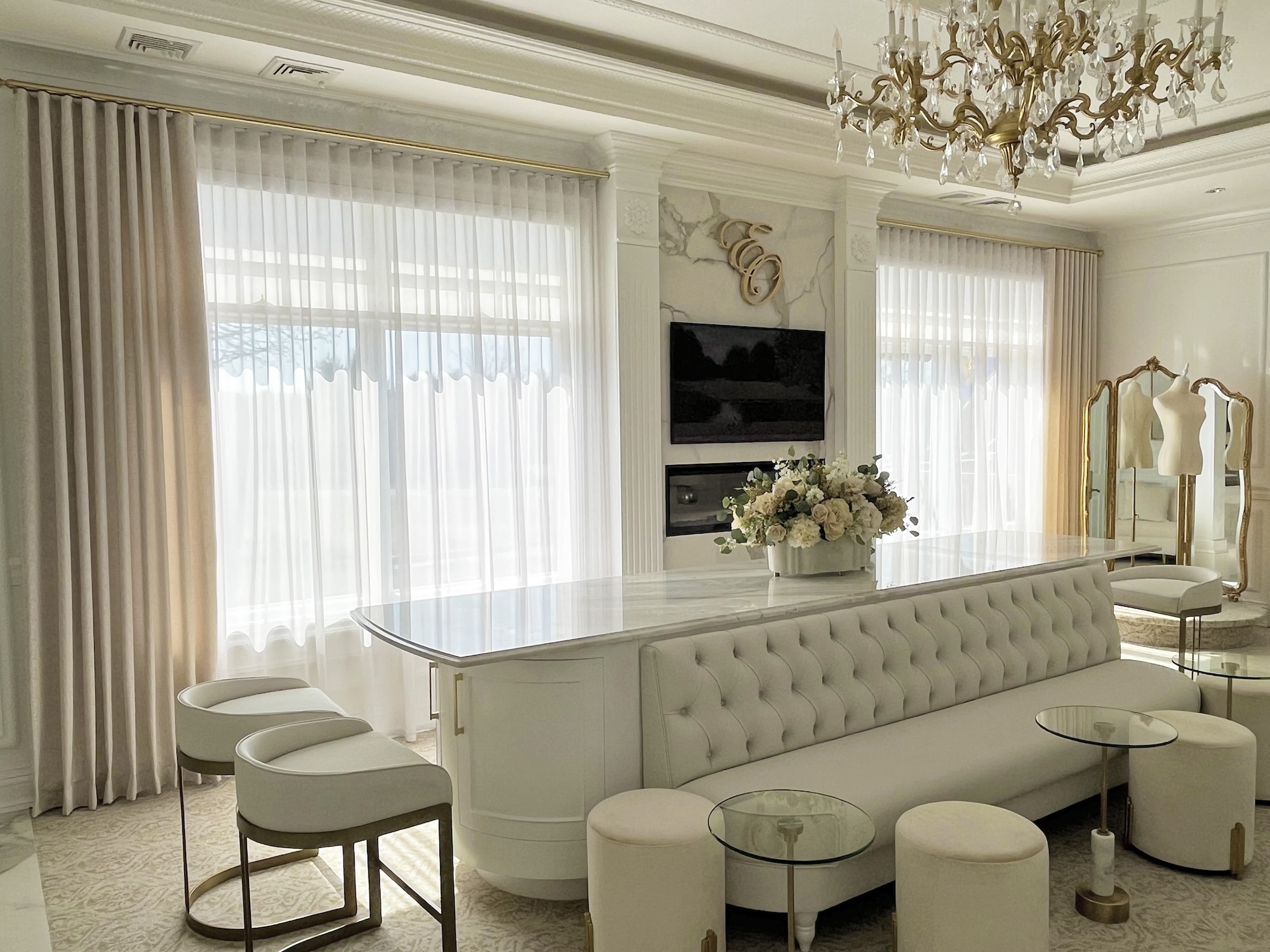 H Rail Ripple Fold Side Panels With Sheer Drapery Bridal Suite Photo By John Lampone